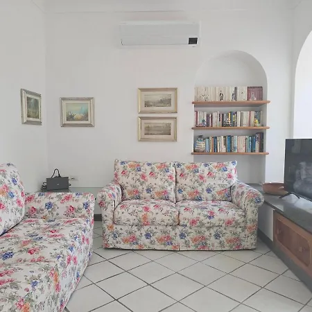 Casa Caprese Vakantiehuis Capri